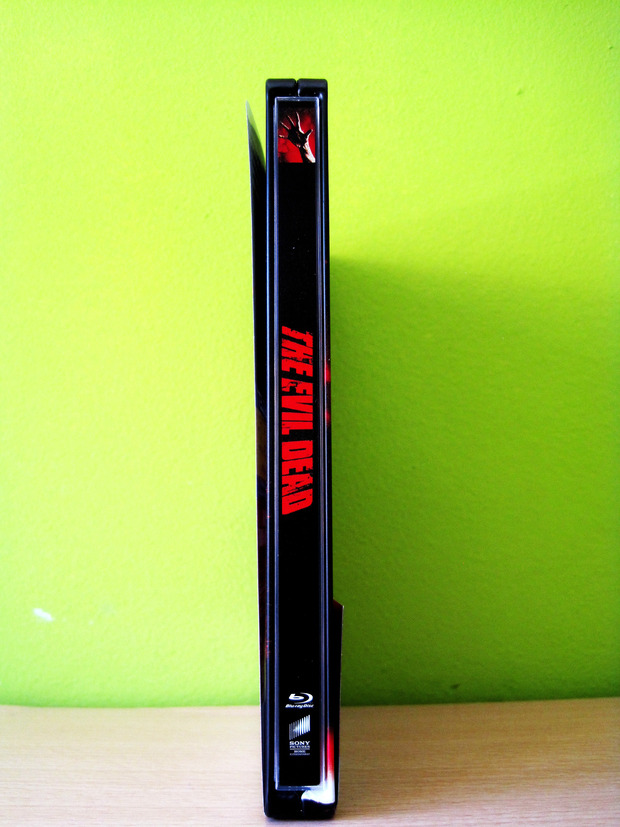 The Evil Dead. Blu-ray SteelBook. De Perfil.