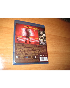 Evil Dead 2013: Blu Ray Trasera