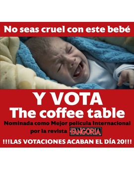 Ayuda a este bebé. Vota por La mesita del comedor