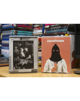 Justo me han llegado hoy estas dos joyas. 