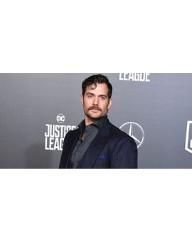 Henry Cavill casi interpreta a Edward Cullen en Crepúsculo.