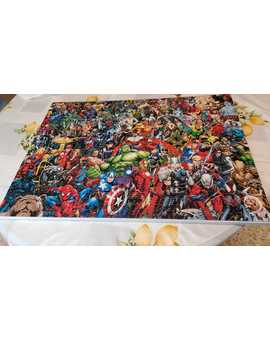 Puzzle MARVEL 1.000 piezas terminado