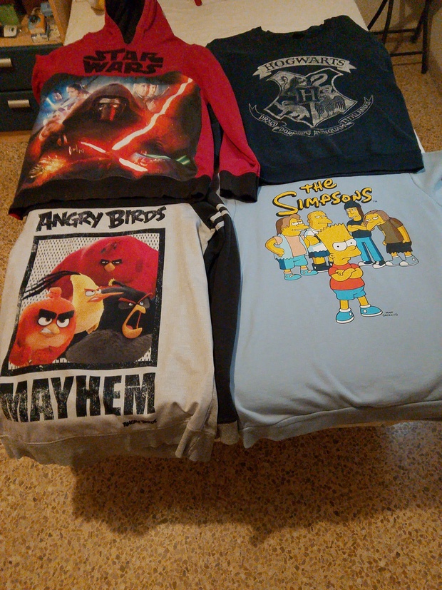 Mis sudaderas de películas y series