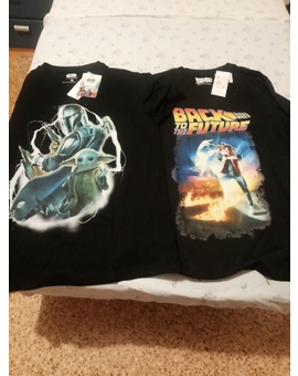 Camisetas Star Wars y Regreso al Futuro, compra de hoy