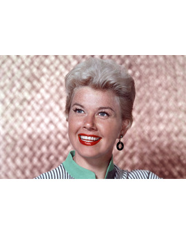 A Doris Day le hacen cumplir 95 años a la fuerza.