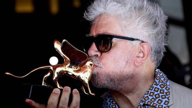 Almodóvar, Premiado con el León de Oro de Honor