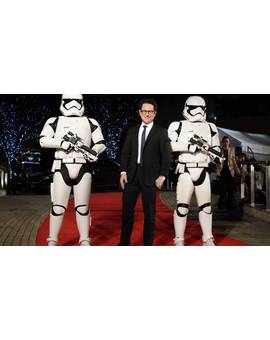 STAR WARS es para niños. Lo recuerda J.J. 
