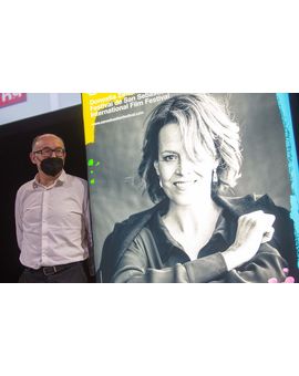San Sebastián elimina la distinción entre actores y actrices.