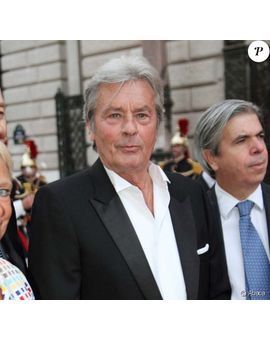 Alain Delon pide el suicidio asistido, y se despide por carta.