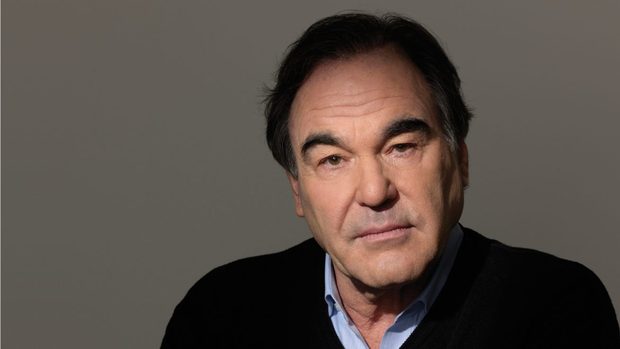 Oliver Stone cumple 72 años