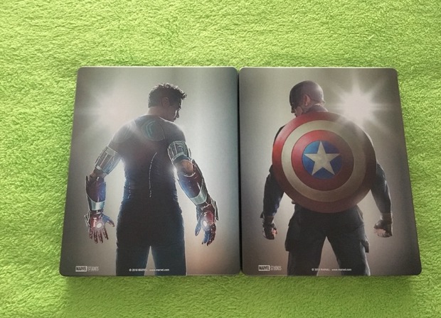 ¿Alguien tiene el steelbook de la trilogía de Iron Man? 