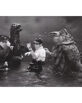 Preparacion de una secuencia de acción en "Los Monstruos del Mar, AKA Godzilla vs. Ebirah"
