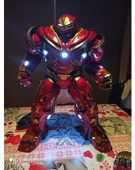 HULKBUSTER HOT TOYS
