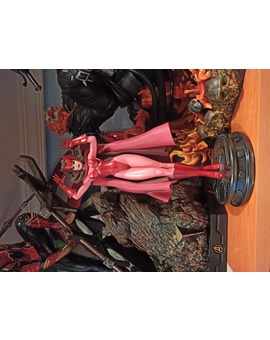 Bruja Escarlata de bowen