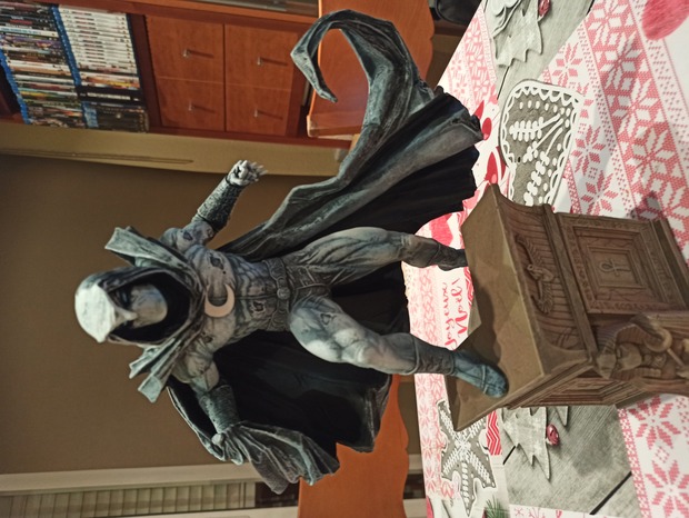 Moon Knight Statue