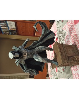 Moon Knight Statue