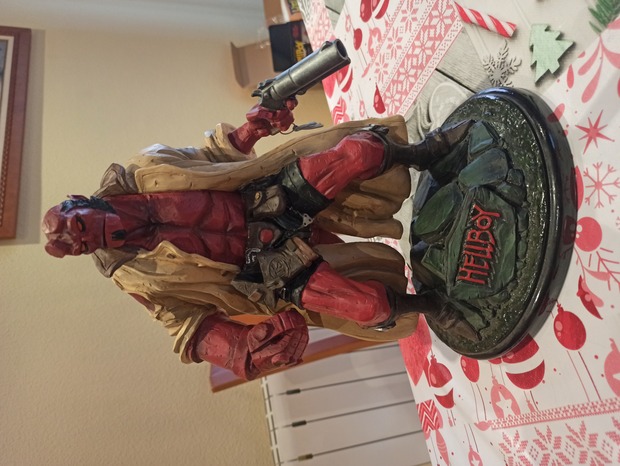 Nueva estatua de hellboy