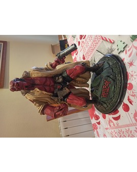 Nueva estatua de hellboy