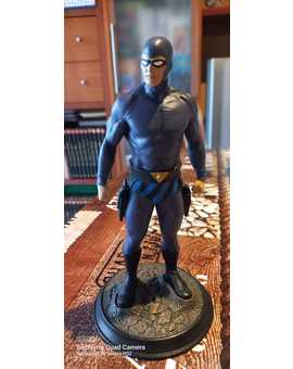 The Phantom estatua