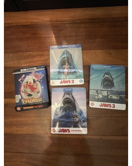 Howard 4k steelbook Zavvi con castellano. Y más….