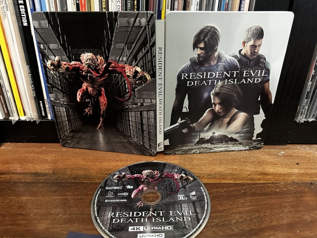 Resident evil: death island steelbook americano….con castellano. 