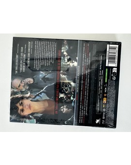En los margenes bluray francés con VO castellano