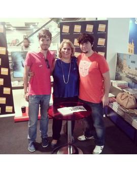 Firma DVD Carmina y Amén