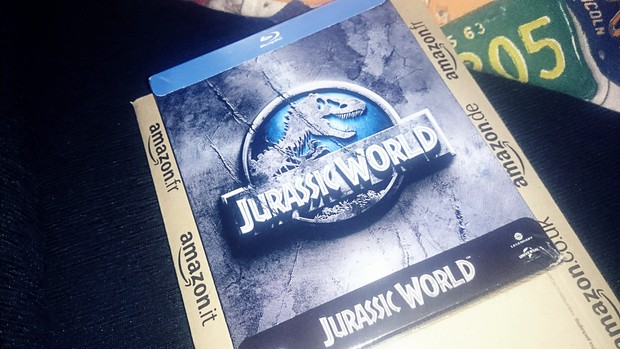 Jurassic World Steel Amazon. 