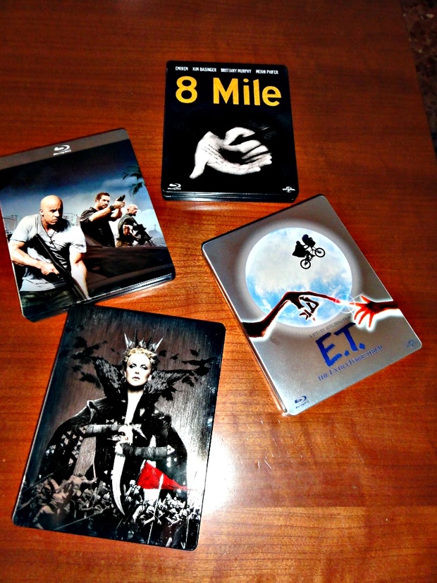 Steelbook's Universal 1