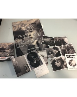 Impresionante edición limitada francesa de "La piel suave" de François Truffaut