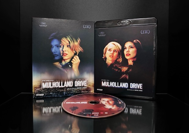 Mulholland Drive  |  39escalones