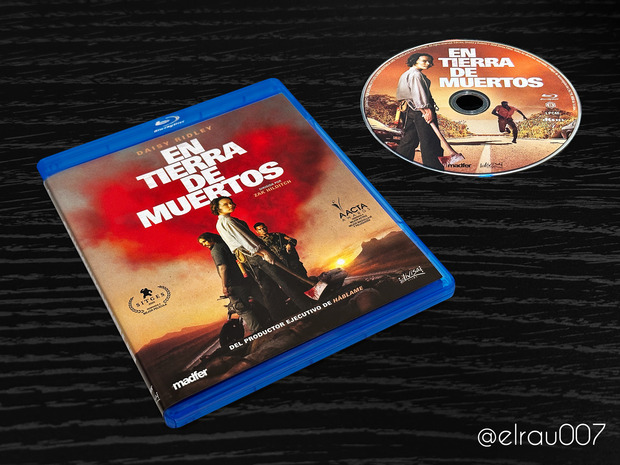 EN TIERRA DE MUERTOS