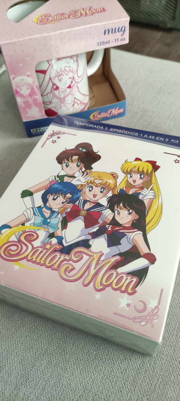 ¡Por fin tengo Sailor Moon en bluray!