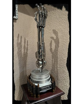 T2 Endoskeleton Arm