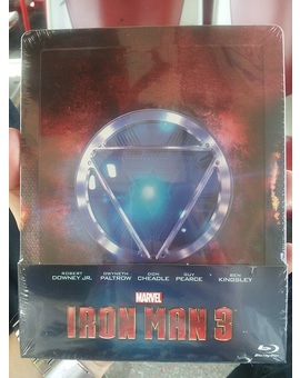la compre esta mañana temprano, pero ahora he podido subir la foto de la peli iron-man 3