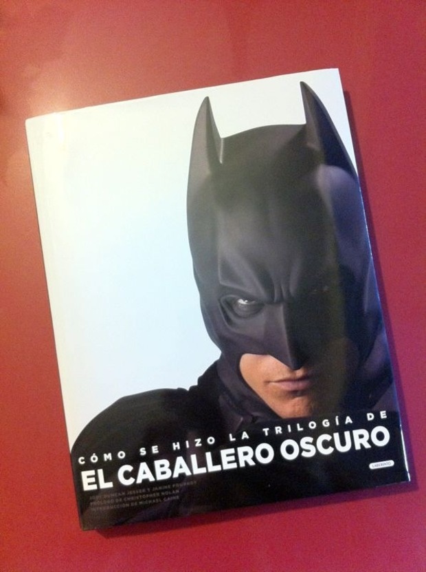 Caballero oscuro libro arte 