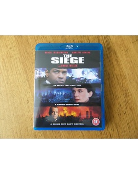 Estado de Sitio - edición UK con idioma español - INEDITA