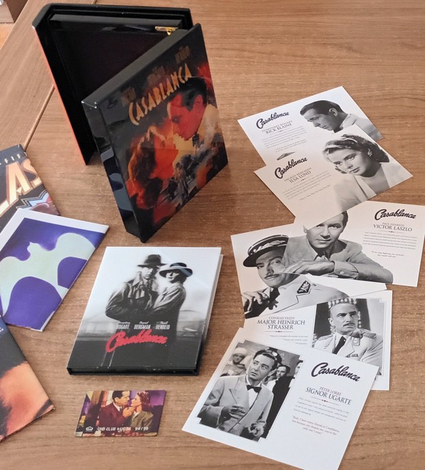 Llegó el Santo Grial, un cáliz de carpintero... "Casablanca" UHD Club Wooden Box (3 de...)