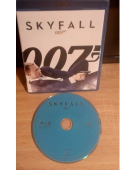 Extraña serigrafía disco Skyfall