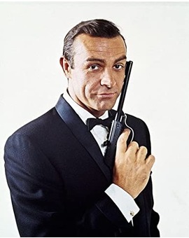 Los libros de James Bond serán reescritos....