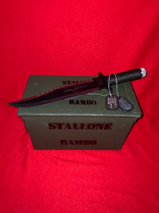 Custom Contenedor RAMBO