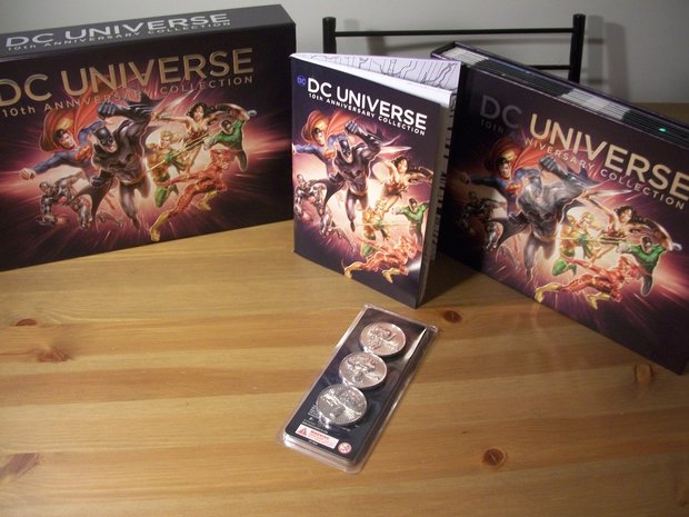 DC Universe-10 Anniversary Collection-30 bds- Edición USA