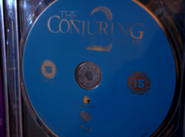 BLU-RAY STEELBOOK UK `THE CONJURING 2:THE EINFIELD POLTERGEIST´ (7/8).