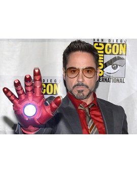 Robert Downey Jr.: “Quiero abandonar Marvel antes de que dé vergüenza”.