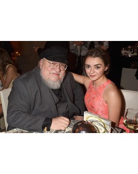 George R.R. Martin desmiente haber acabado los libros finales de 'Juego de Tronos' .