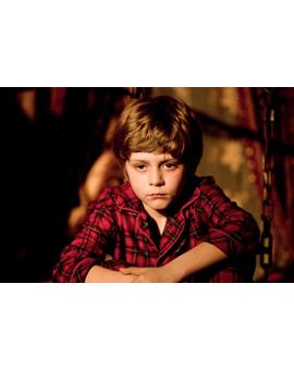 Ty Simpkins se une a JURASSIC WORLD