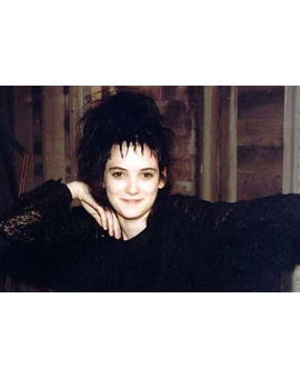 WINONA RYDER interesada en participar en BEETLEJUICE 2  de Tim Burton.