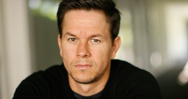 Mark Wahlberg podría ser El Hombre de los Seis Millones de Dólares