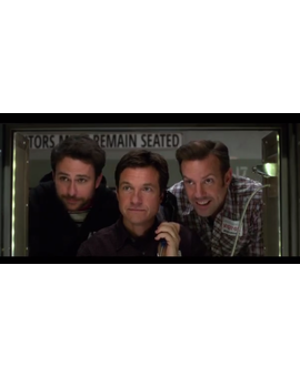 Trailer en castellano COMO ACABAR CON TU JEFE 2