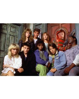 33 años de Pesadilla en Elm street 4.